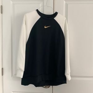 Nike sweatshirt